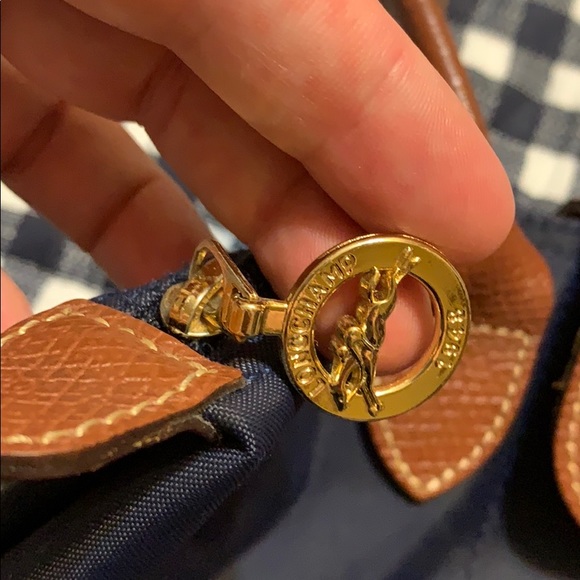 Authentic Medium Longchamp Le Pliage - Picture 5 of 7
